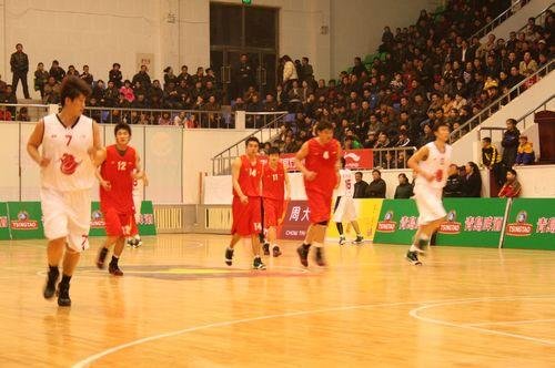 度的拉扯中 度的拉扯中